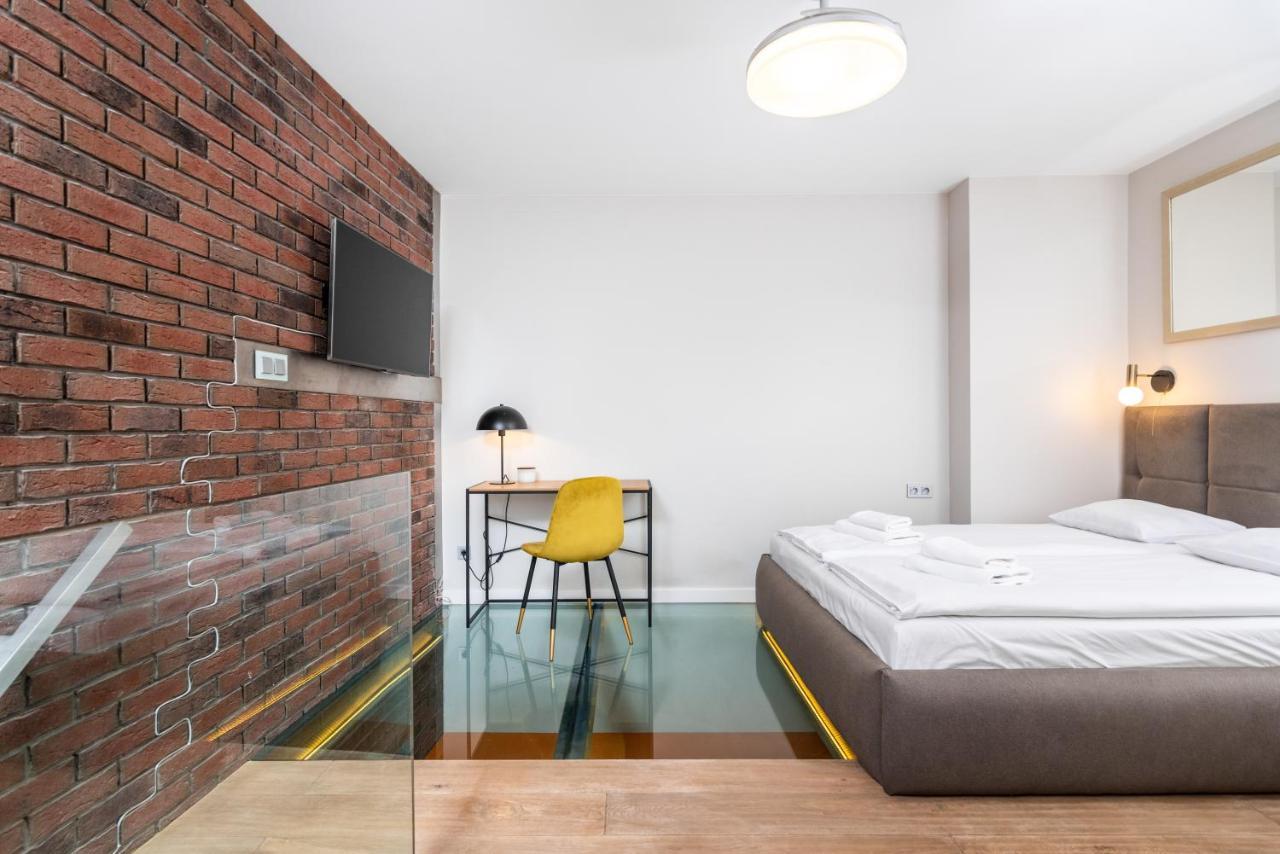Dwupoziomowy Apartament Na Starym Podgorzu - By Upstairs كراكوفيا المظهر الخارجي الصورة